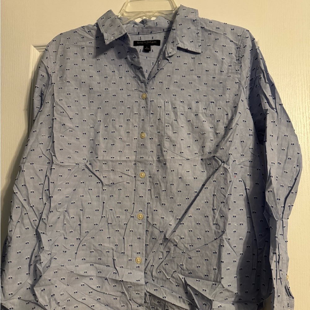 Banana Republic Light Blue Button-Down Shirt with Navy Micro Pattern